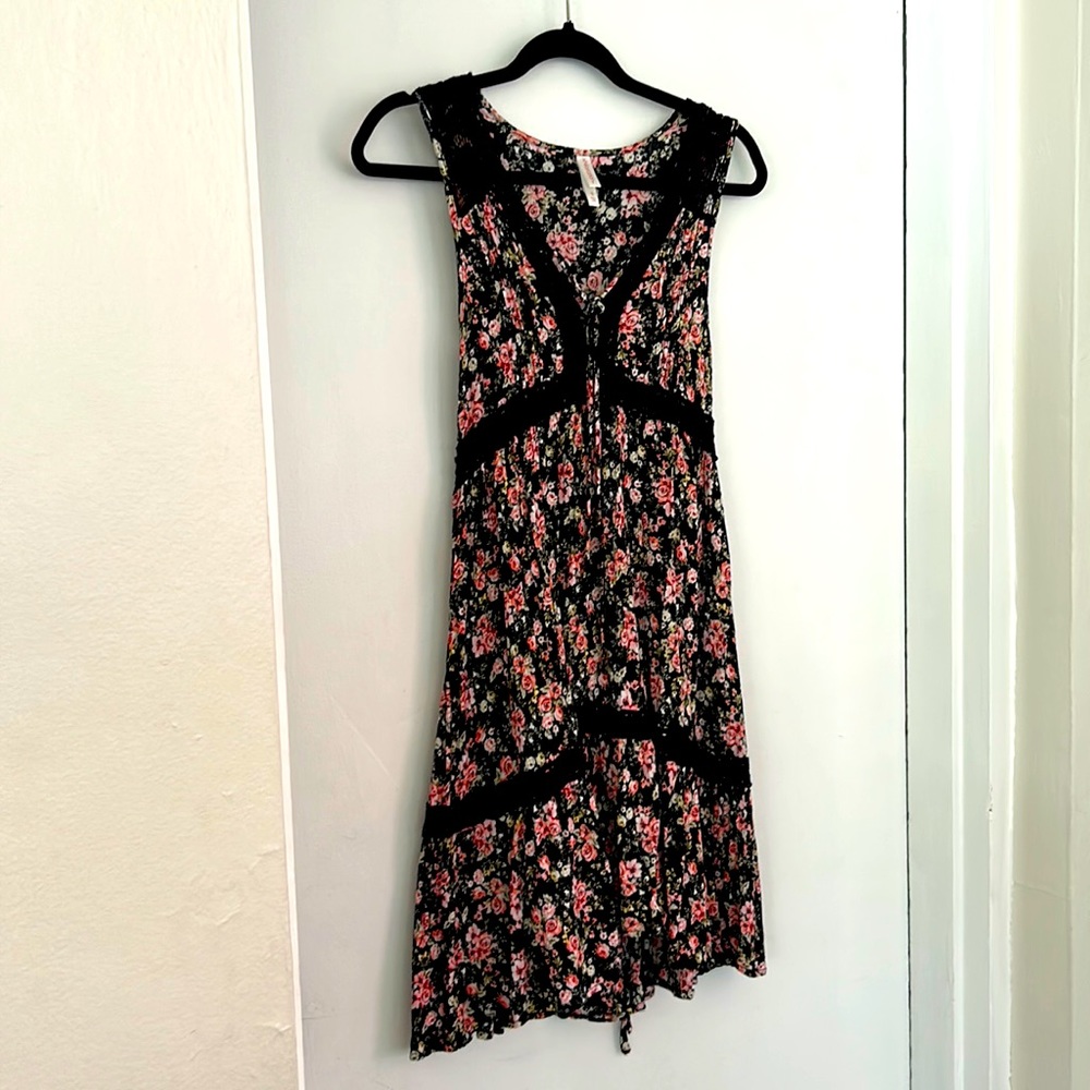 Xhilaration Floral & Lace Dress